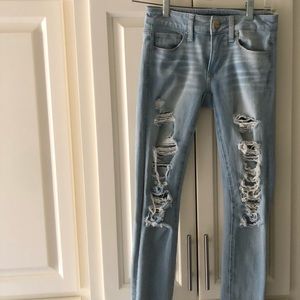 American Eagle distressed jeans